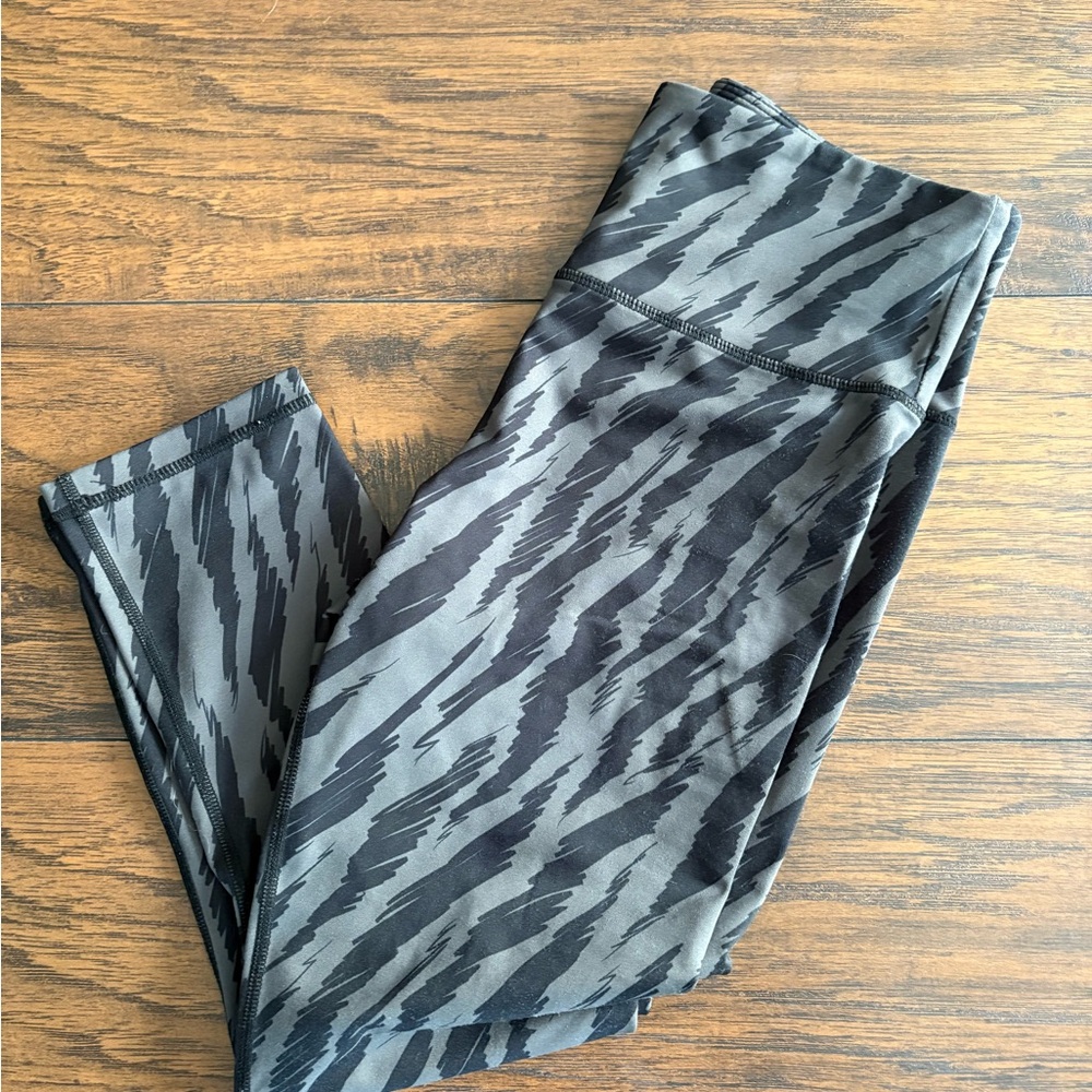 Gray Patterned Women's Leggings